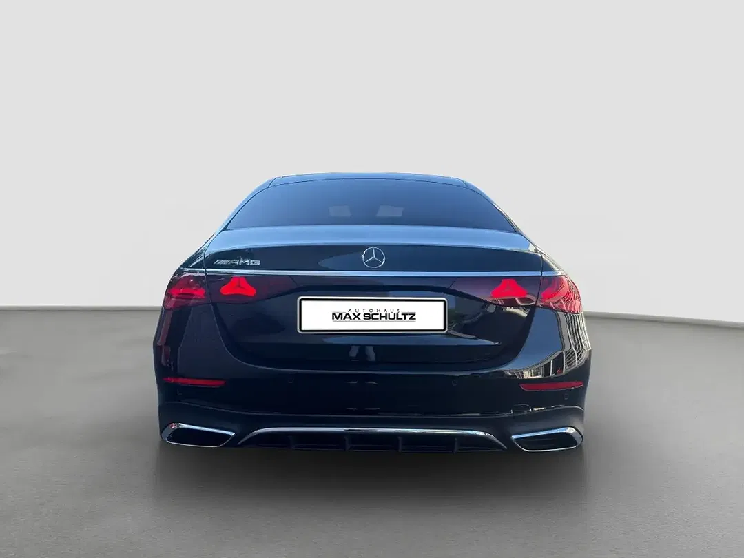 Mercedes-Benz E 200 4MATIC AMG Line - Thumbnail 4