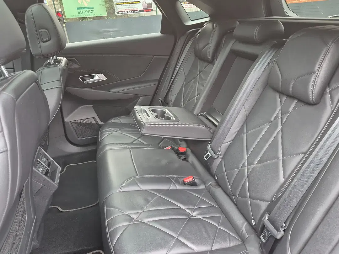 DS Automobiles DS 7 Crossback - Thumbnail 12