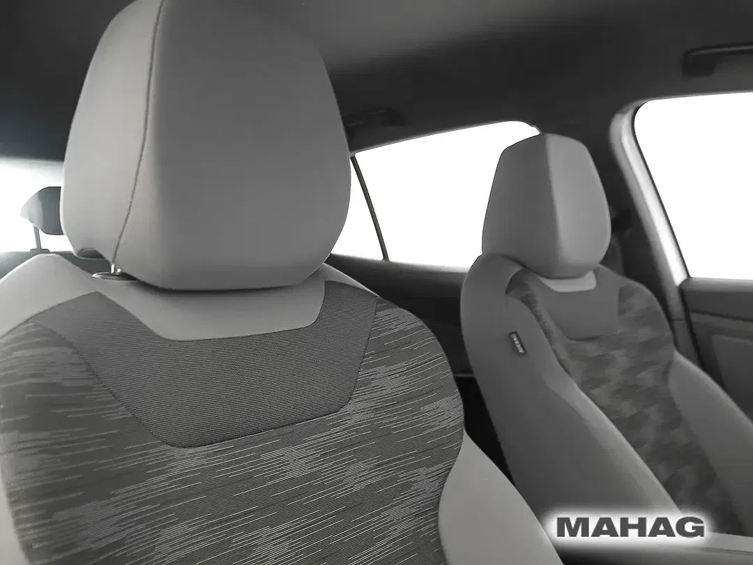 Volkswagen ID.4 Pro Performance - Thumbnail 13