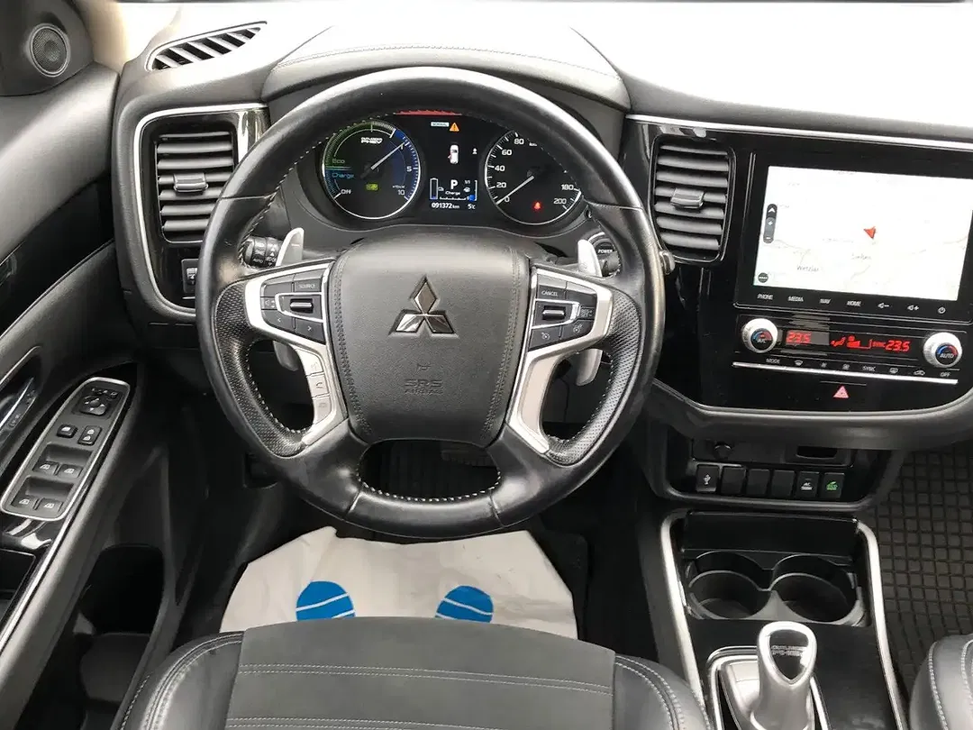 Mitsubishi Outlander PHEV 4WD Basis Spirit - foto 15