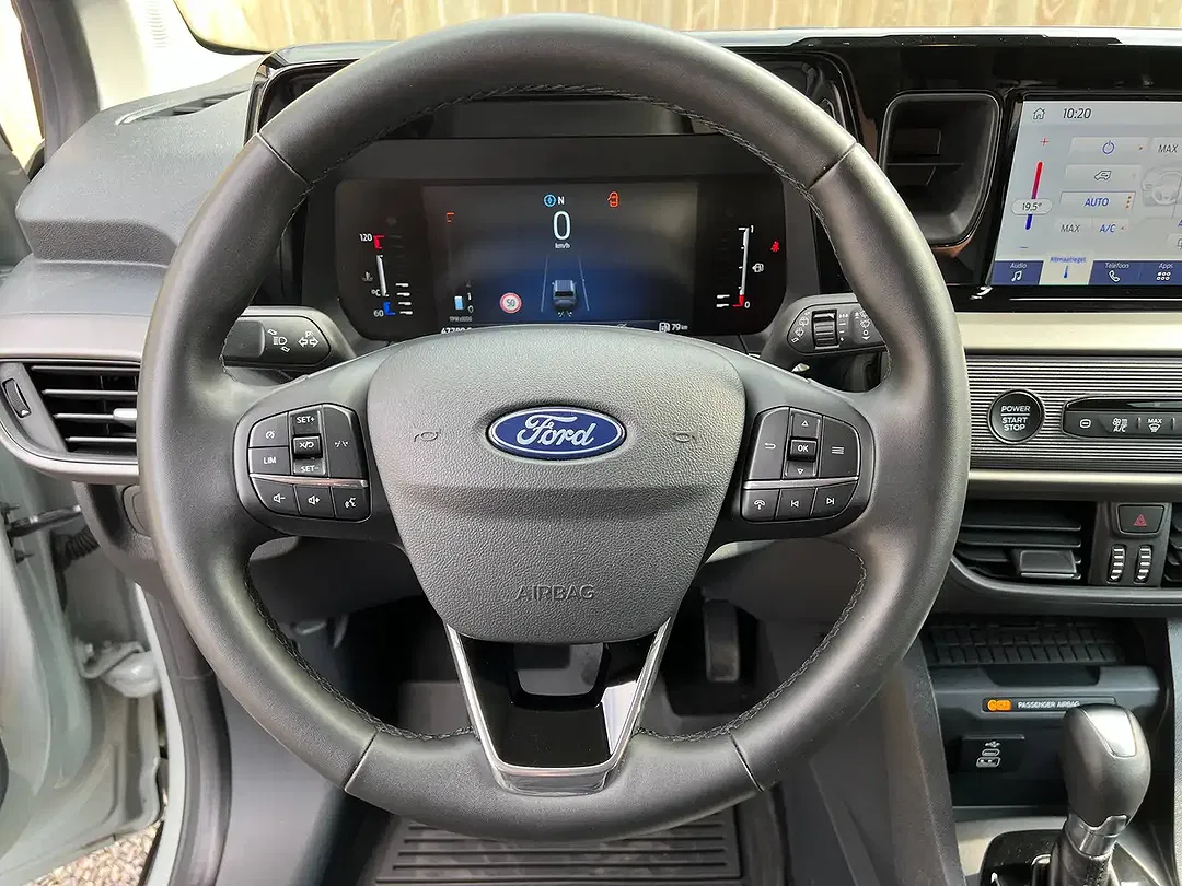 Ford Tourneo Courier 1.0 EcoBoost Titanium - Thumbnail 14