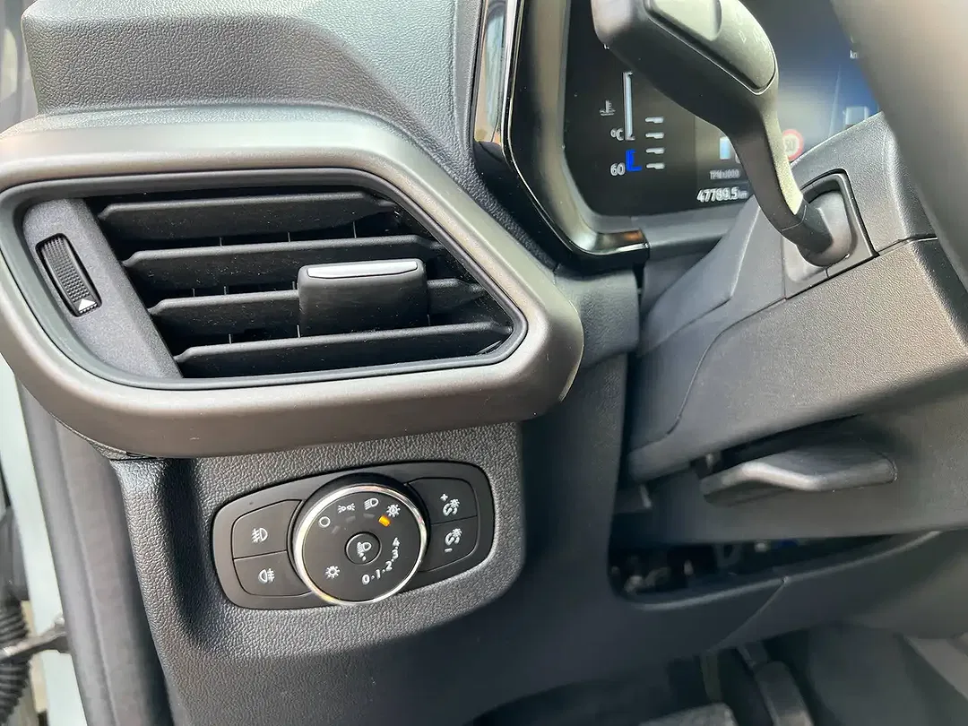 Ford Tourneo Courier 1.0 EcoBoost Titanium - Thumbnail 22