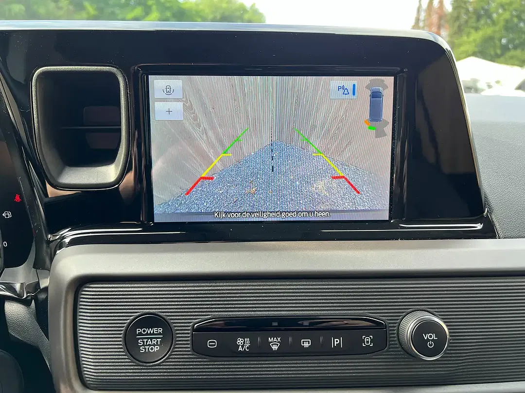 Ford Tourneo Courier 1.0 EcoBoost Titanium - Thumbnail 9