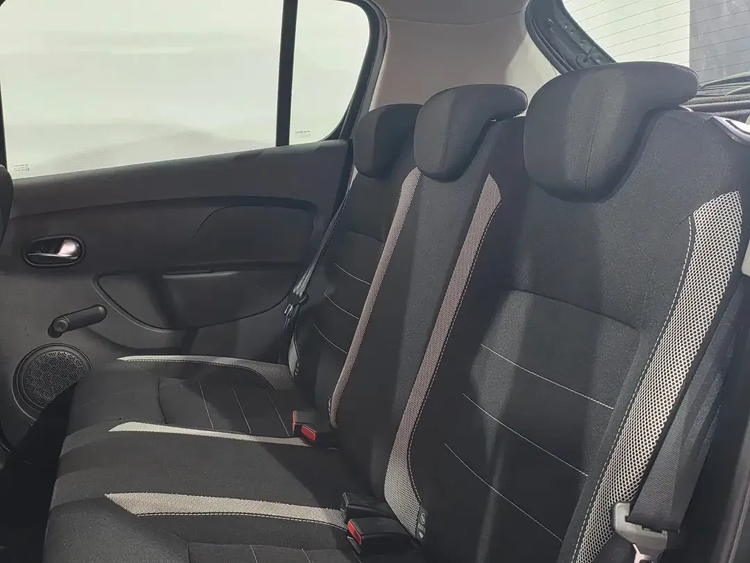 Dacia Sandero EDC Stepway Prestige - foto 15