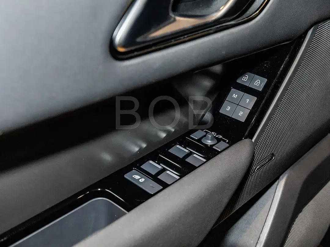 Land Rover Range Rover Velar D300 Dynamic SE - Thumbnail 14