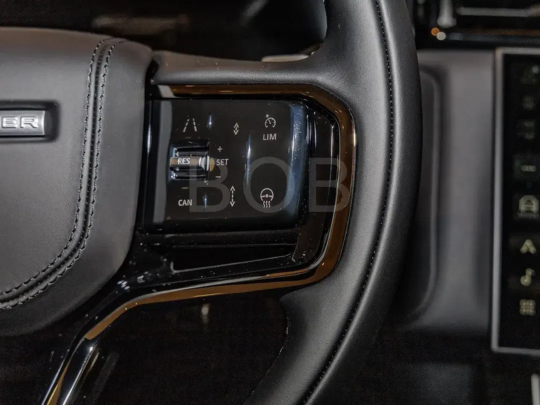 Land Rover Range Rover Velar D300 Dynamic SE - Thumbnail 8