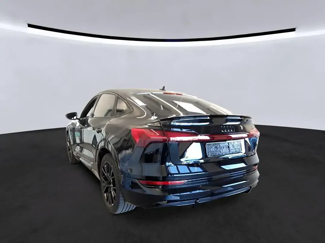 Audi e-tron 55 Sportback S line Black Edition - Thumbnail 5