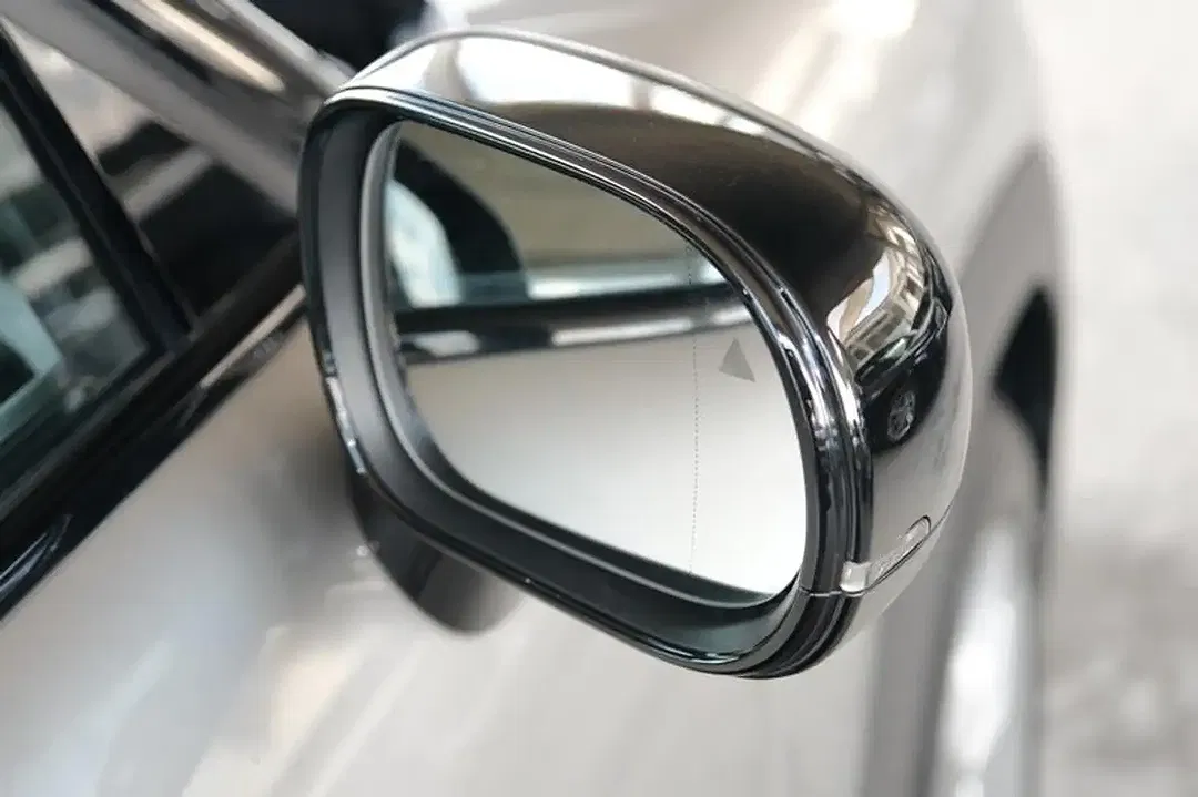 MINI Aceman SE Essential Trim - Thumbnail 10