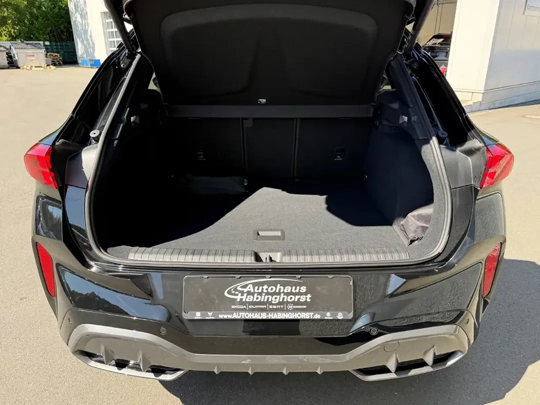 CUPRA Terramar 1.5 eTSI DSG Matrix LED DCC - Thumbnail 4