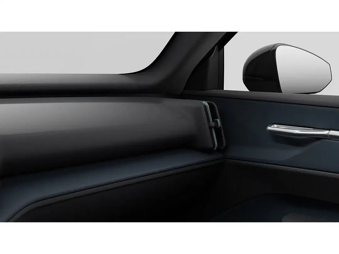 Volvo EX30 Plus - Thumbnail 13