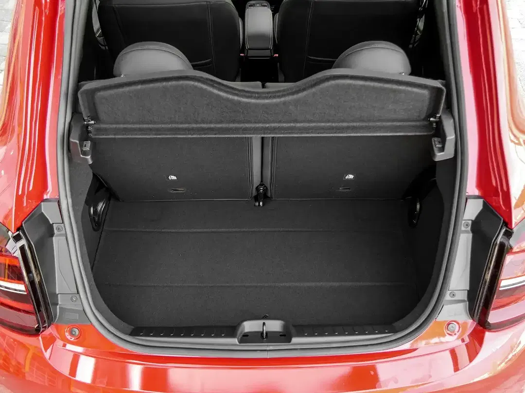 Abarth 500e Turismo - foto 15