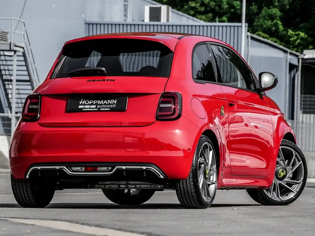 Abarth 500e Turismo - foto 2