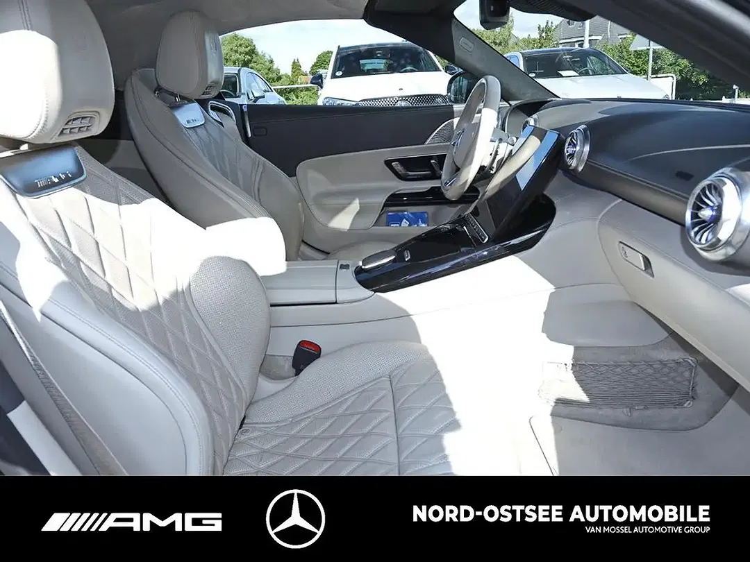Mercedes-Benz SL 63 AMG 4MATIC Burmester - foto 13