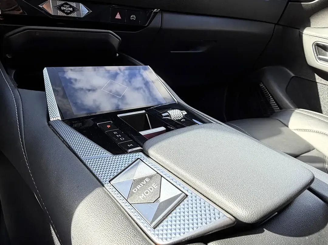 DS Automobiles DS 4 - Thumbnail 26