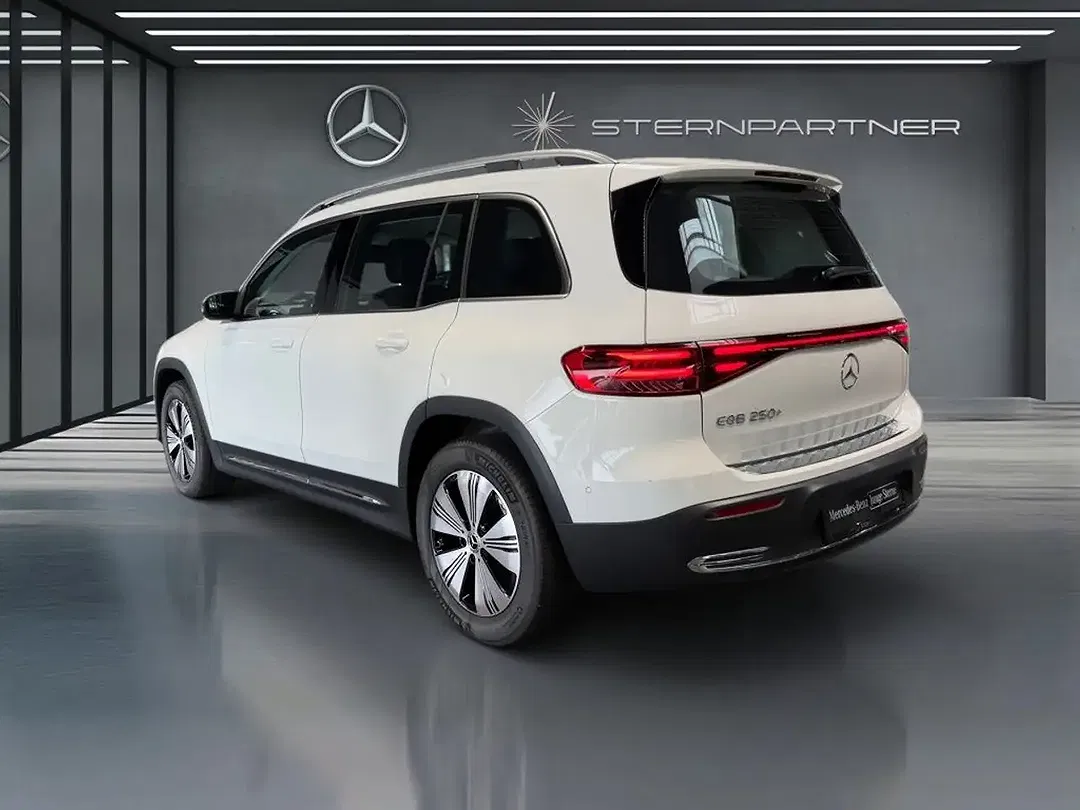 Mercedes-Benz EQB 250 Progressive - Thumbnail 7