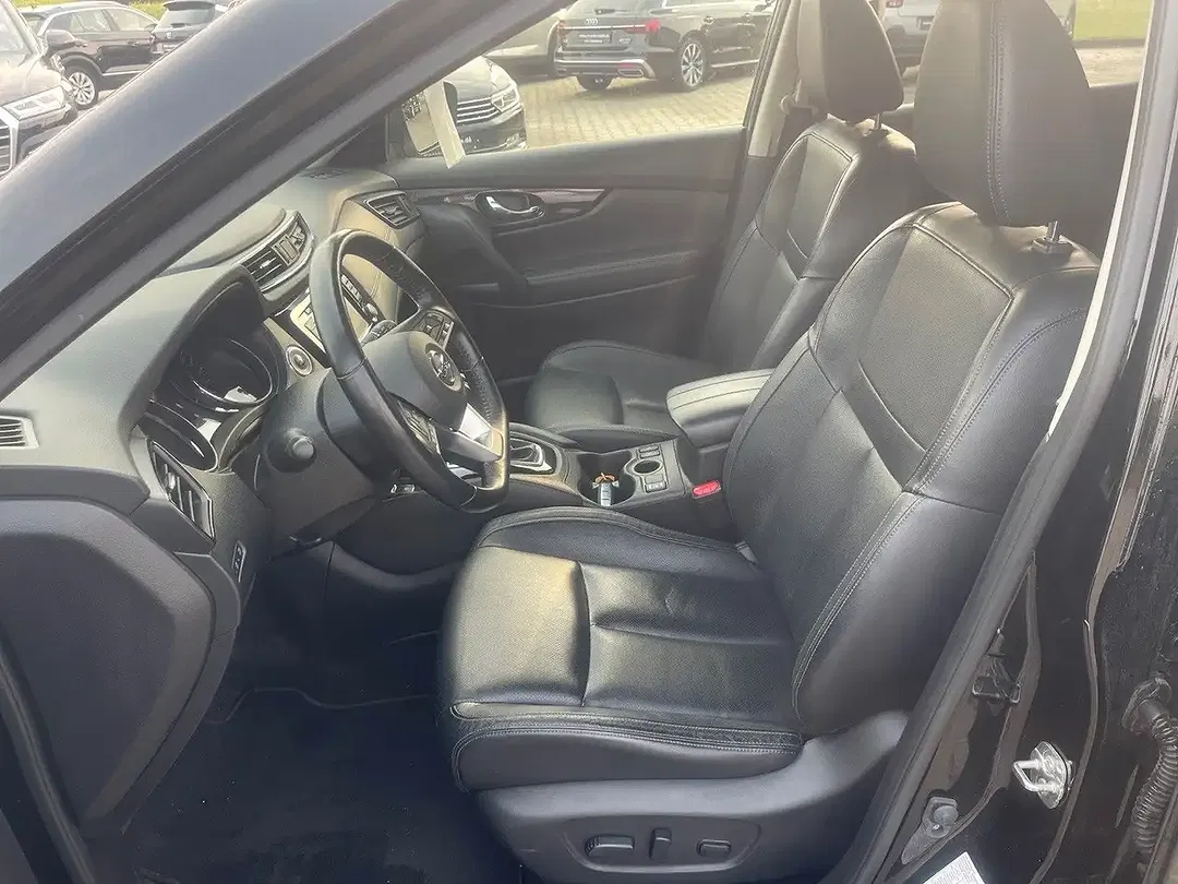 Nissan X-Trail Tekna - Thumbnail 9