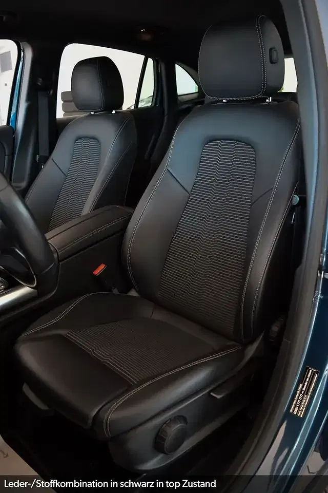 Mercedes-Benz GLA 200 - Thumbnail 13