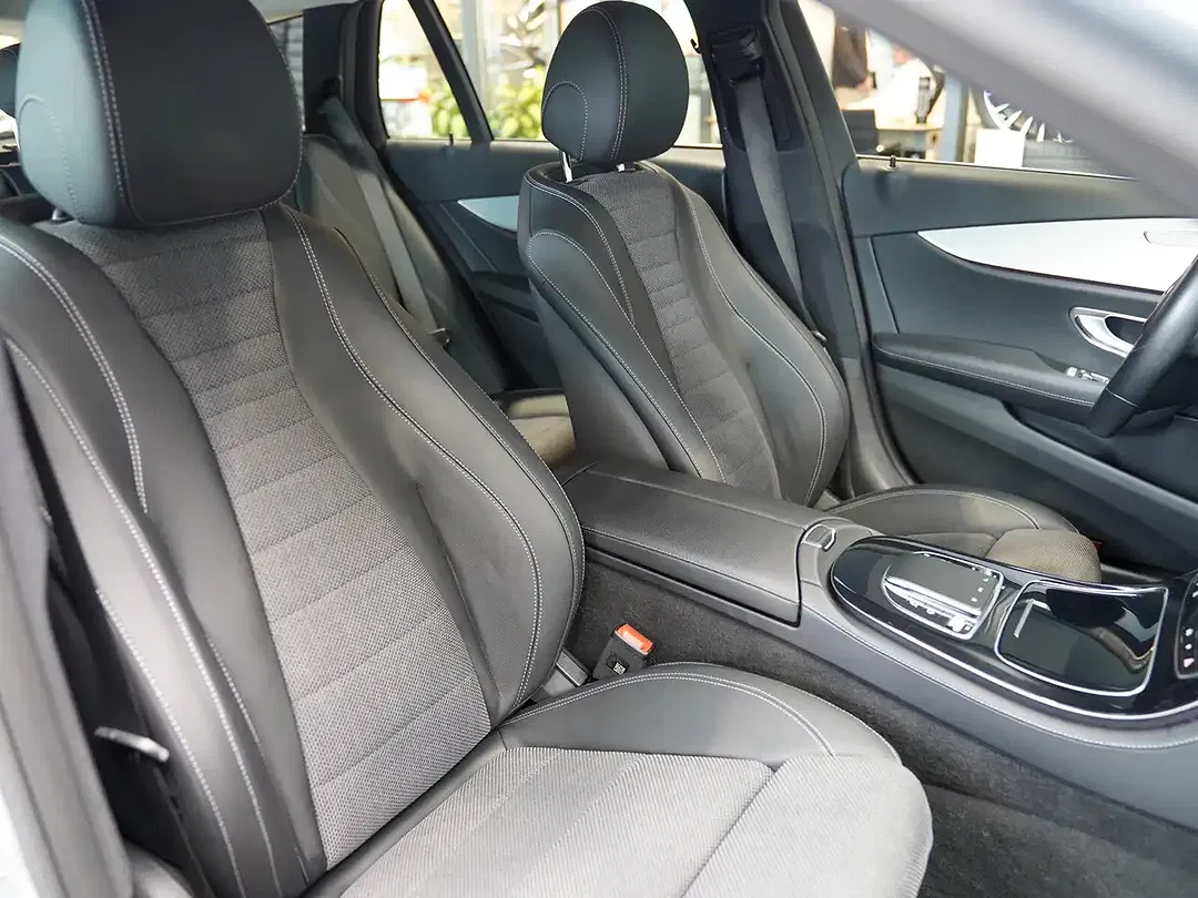 Mercedes-Benz E 220 Avantgarde - Thumbnail 8