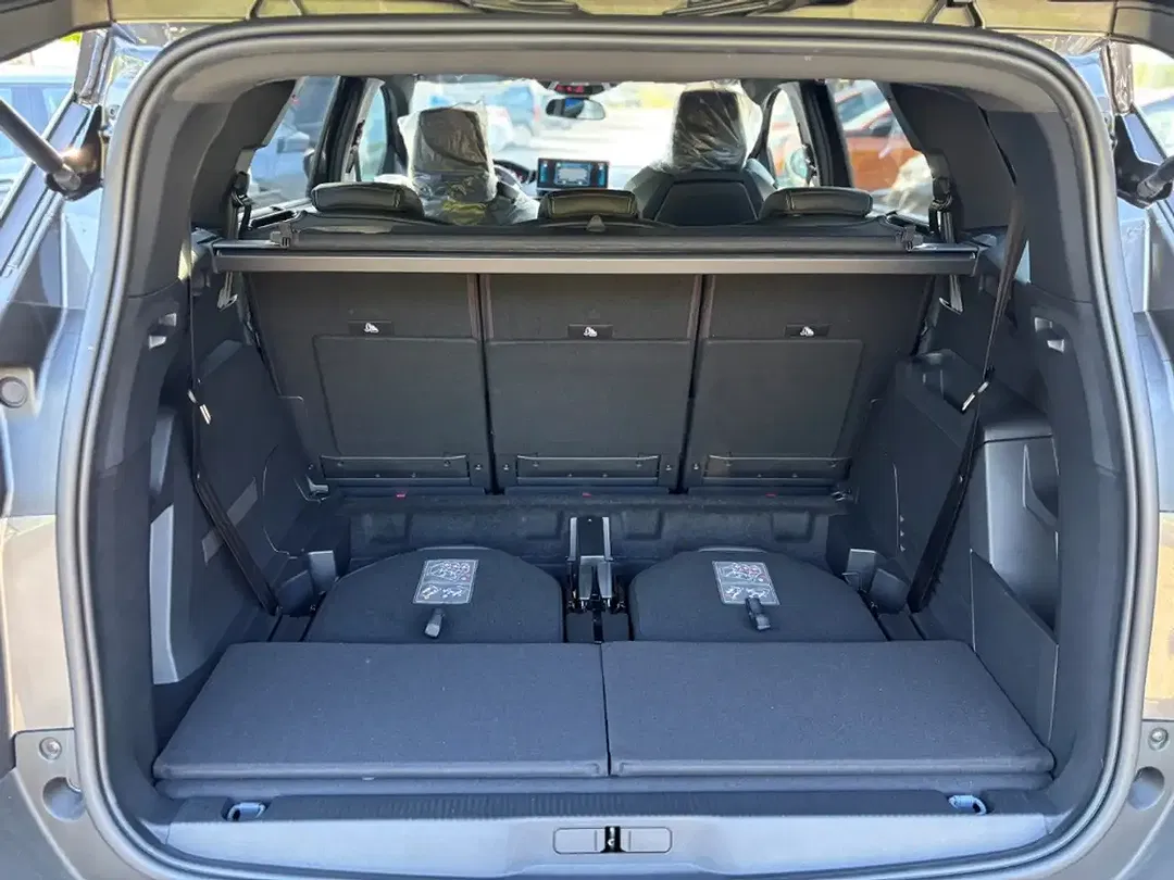 Peugeot 5008 130 HDi Allure Pack - Thumbnail 13