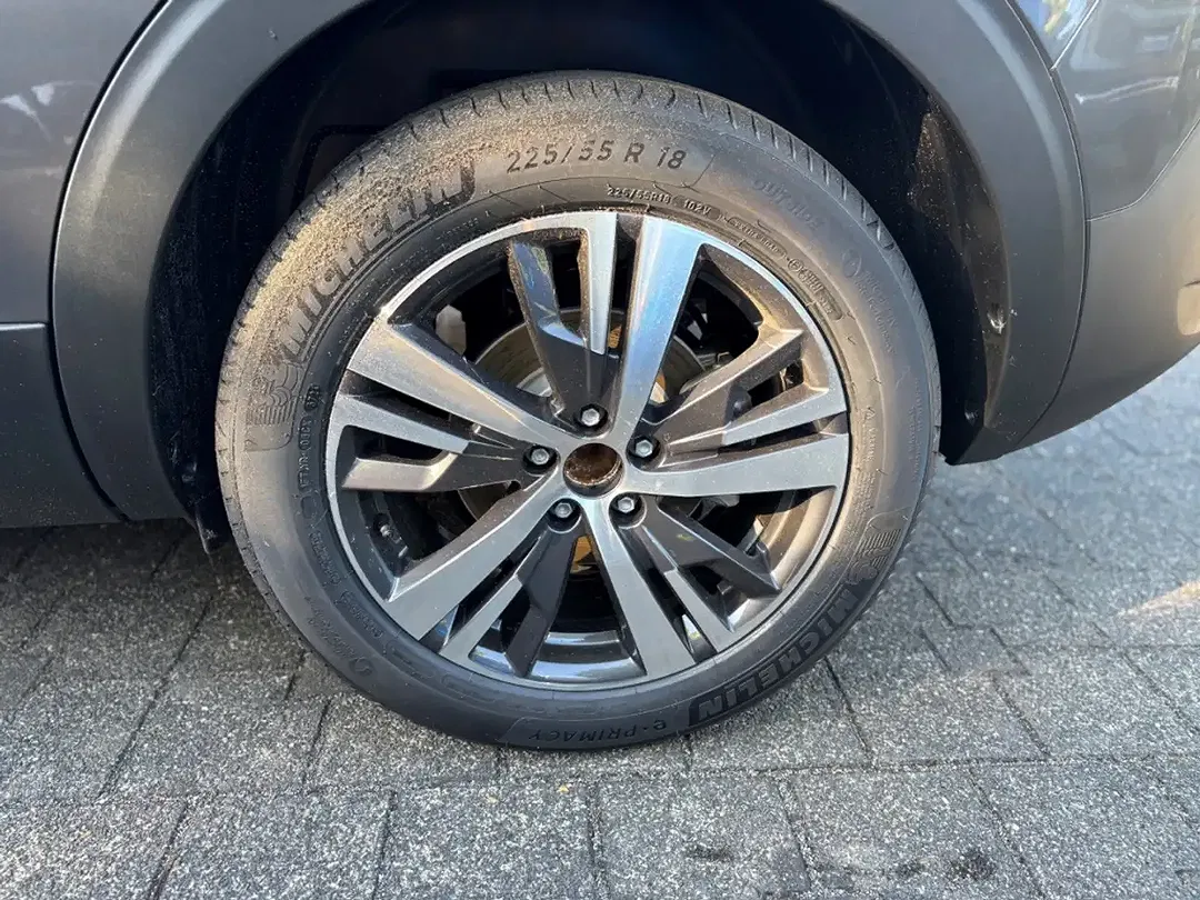 Peugeot 5008 130 HDi Allure Pack - Thumbnail 14