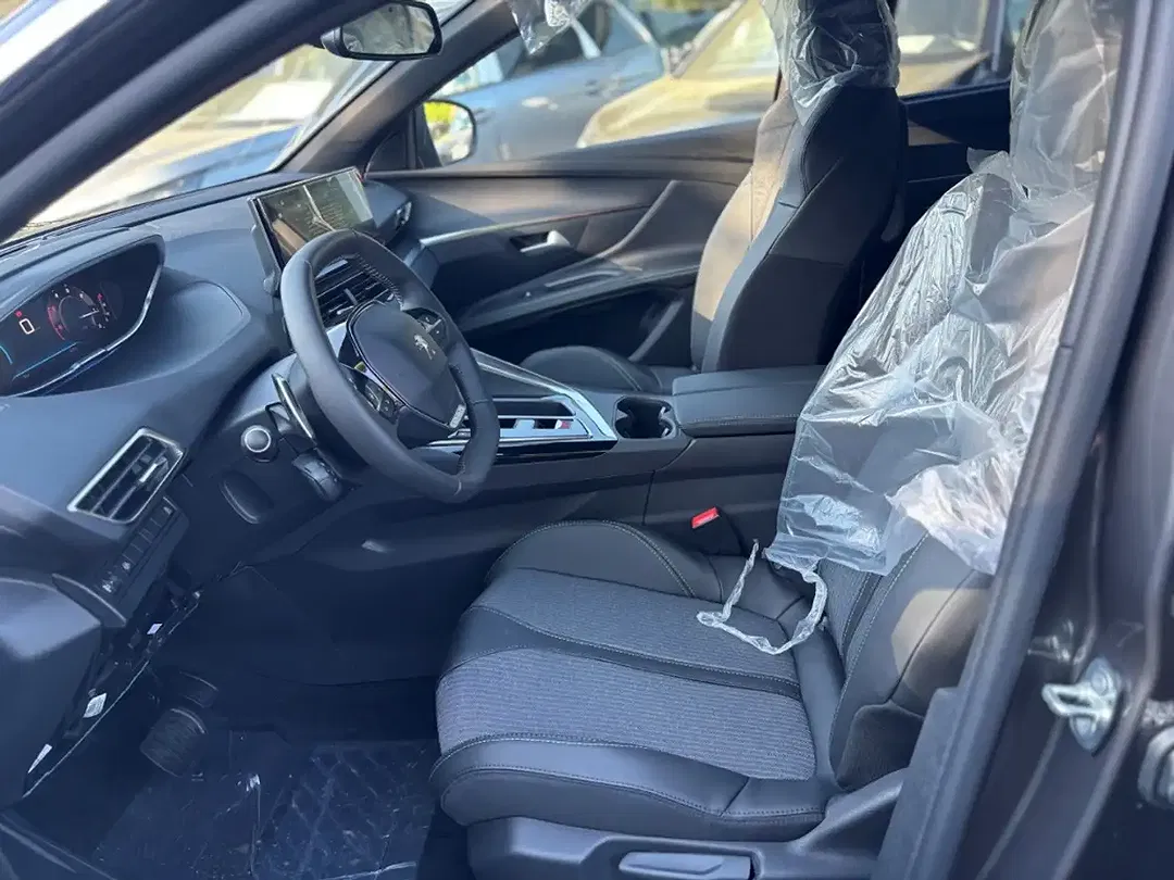 Peugeot 5008 130 HDi Allure Pack - Thumbnail 8