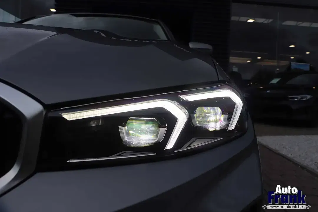 BMW 320 - Thumbnail 10