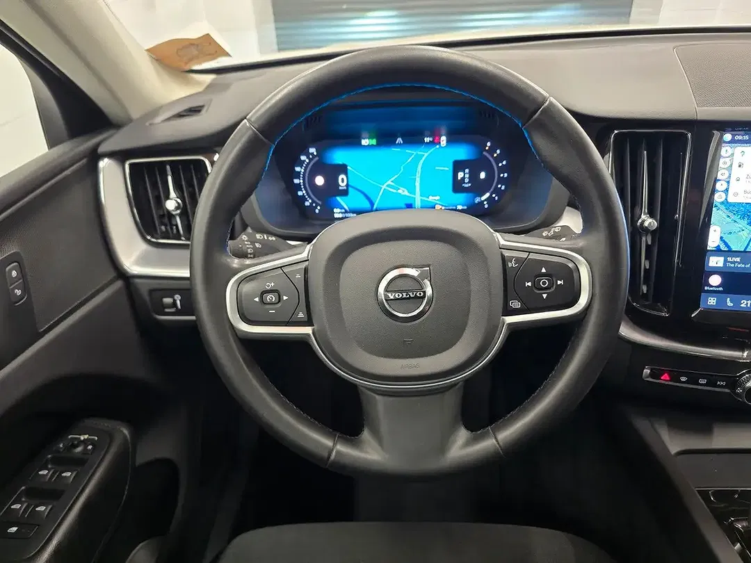 Volvo XC60 B4 Geartronic Momentum Pro - foto 8