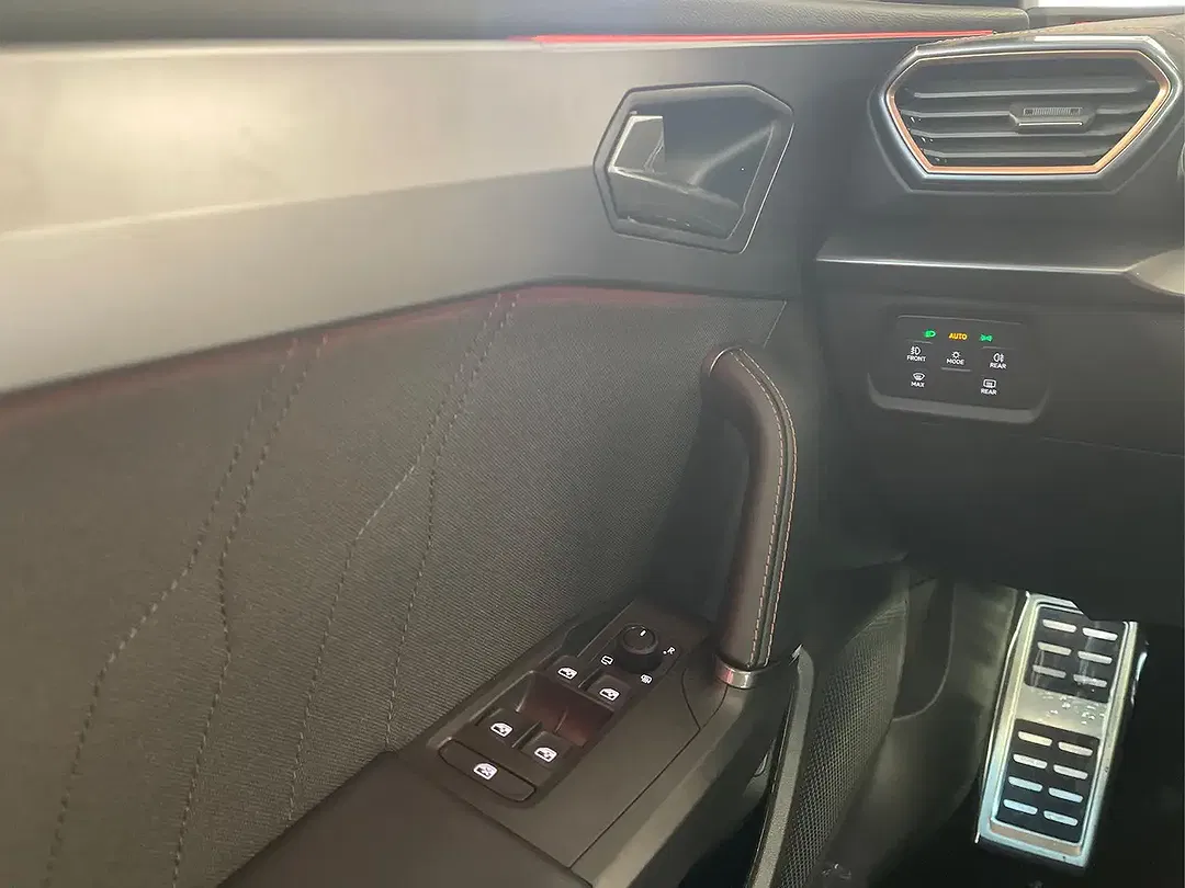 CUPRA Leon TDI DSG Sportstourer - Thumbnail 9