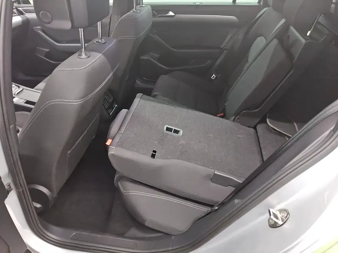 Volkswagen Passat 2.0 TDI 4Motion Business - Thumbnail 12
