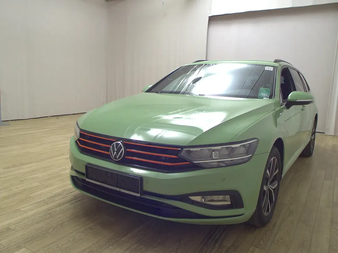 Volkswagen Passat 2.0 TDI 4Motion Business - Thumbnail 2
