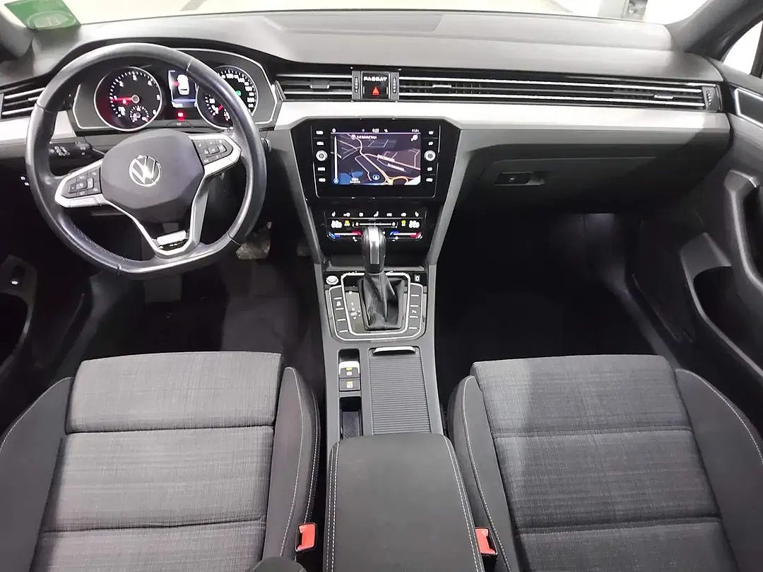 Volkswagen Passat 2.0 TDI 4Motion Business - Thumbnail 4