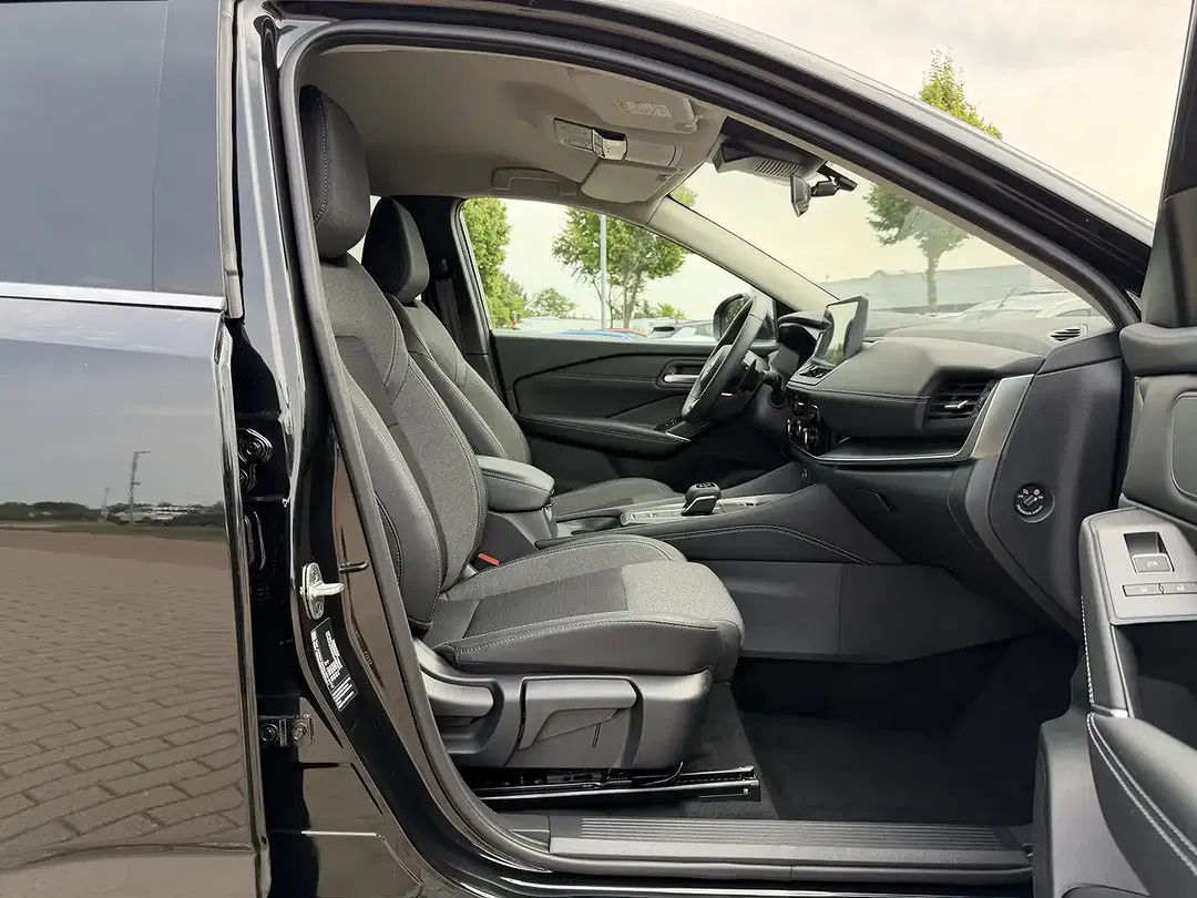 Nissan Qashqai 1.3 DIG-T MHEV Xtronic N-Connecta - Thumbnail 12