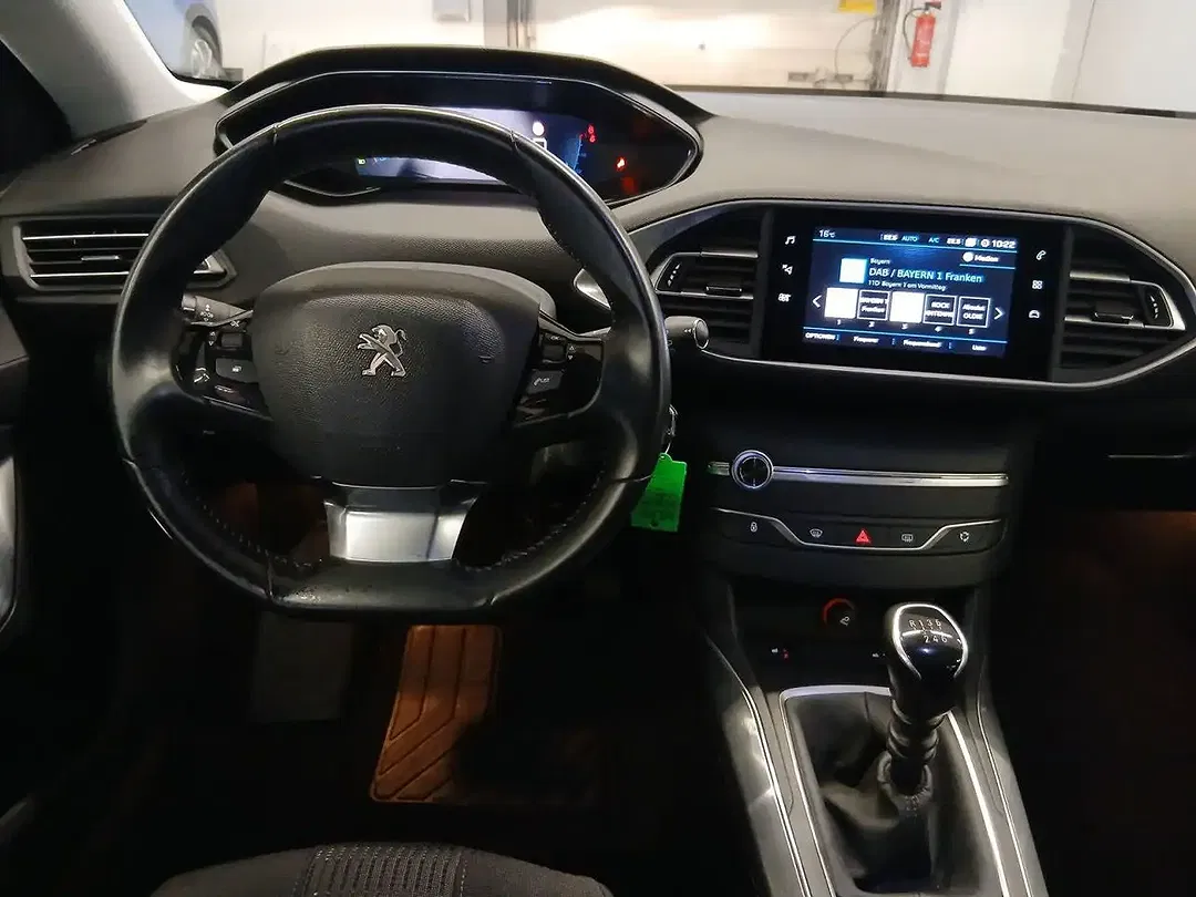 Peugeot 308 PureTech Allure - Thumbnail 11