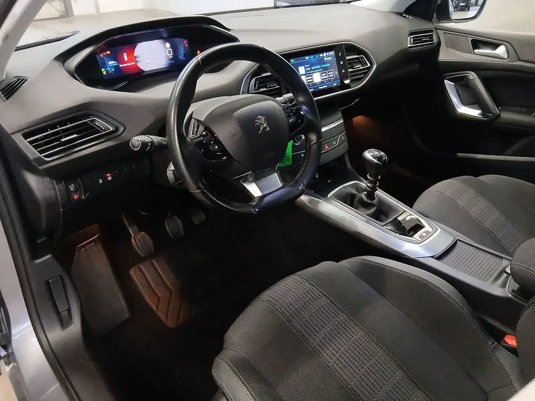 Peugeot 308 PureTech Allure - Thumbnail 8