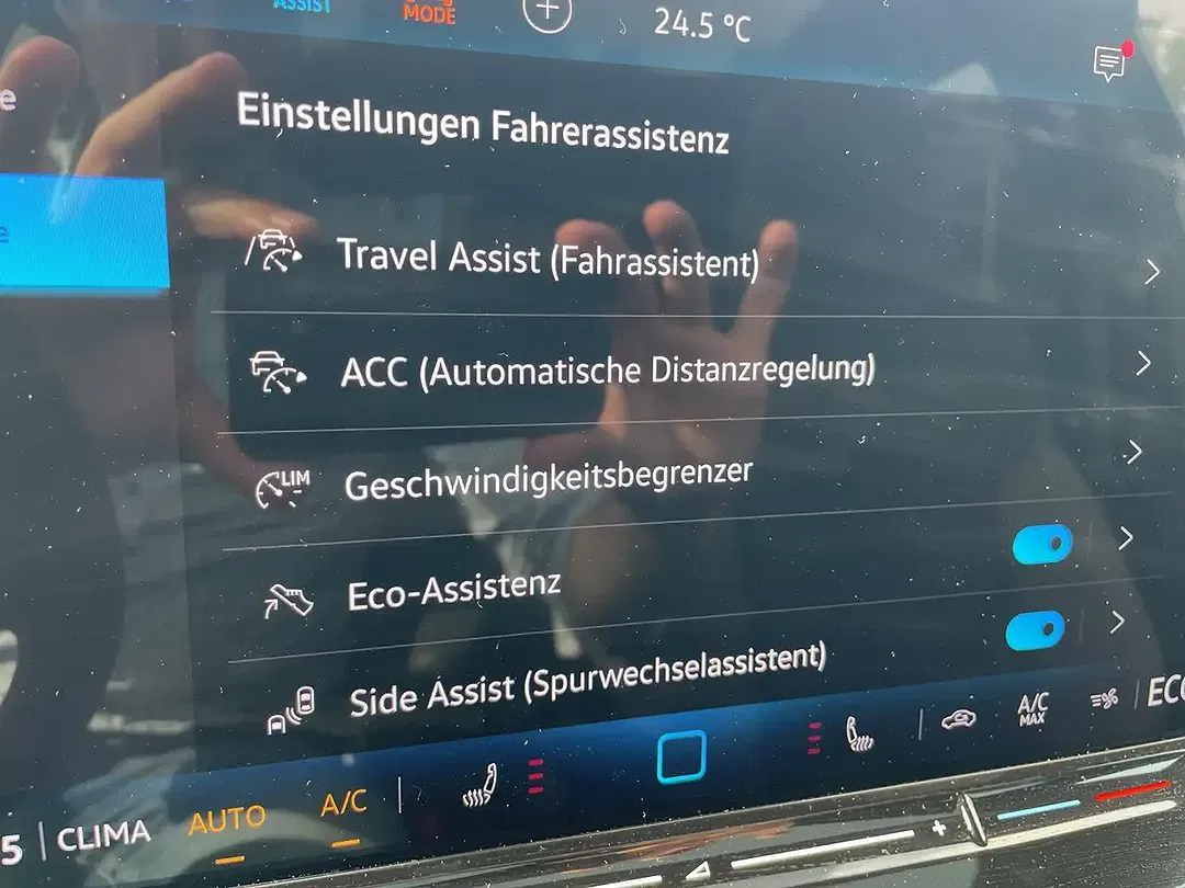 Volkswagen ID.5 Pro - Thumbnail 15