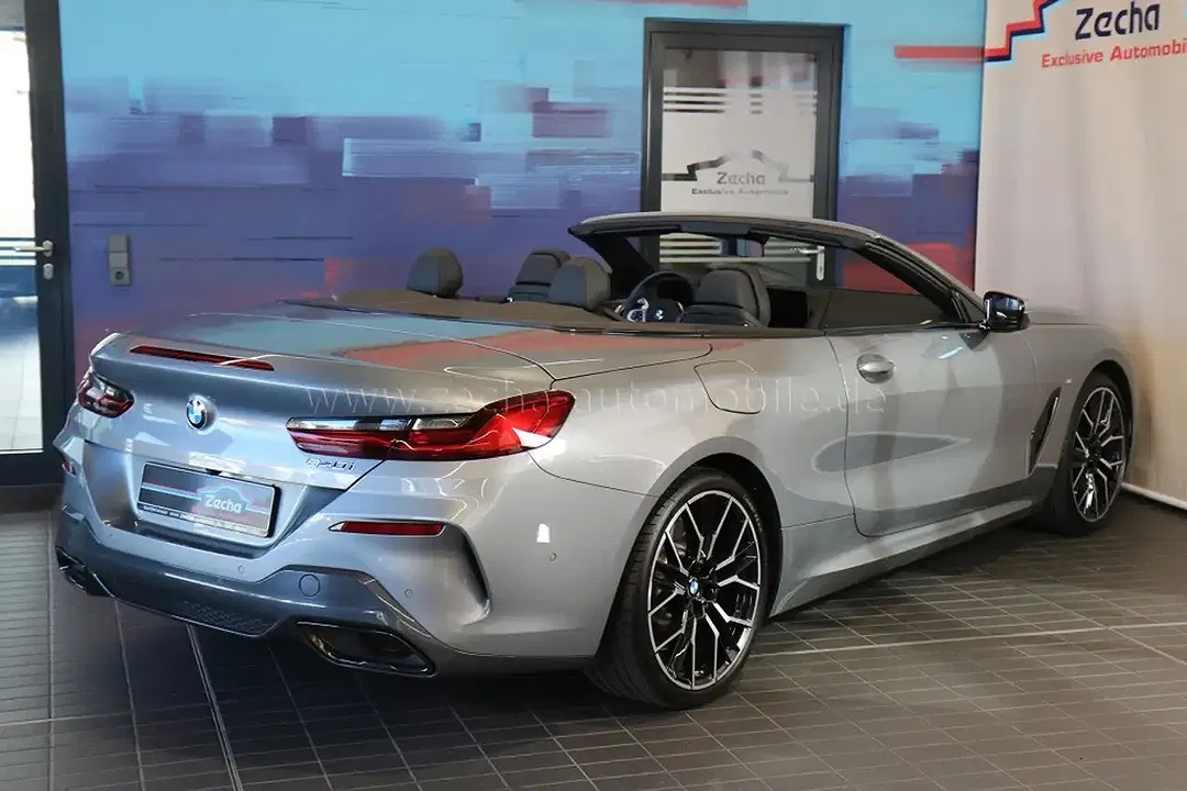 BMW 840 Convertible - Thumbnail 27