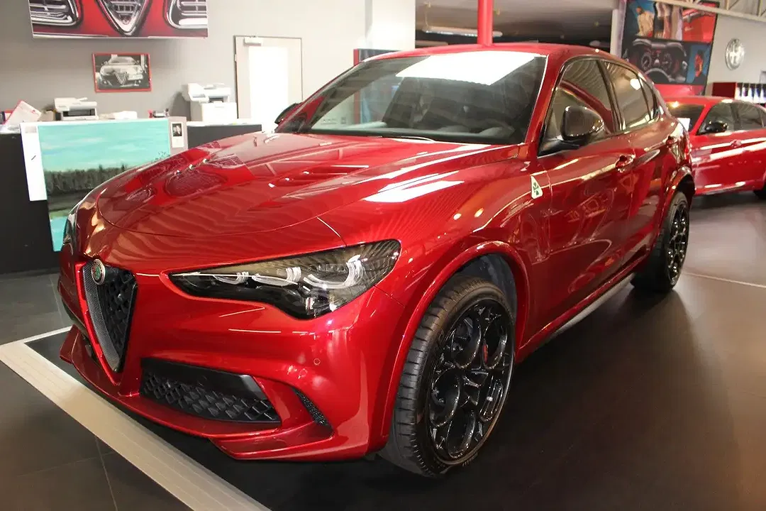 Alfa Romeo Stelvio 2.9 QV Collezione - Thumbnail 4