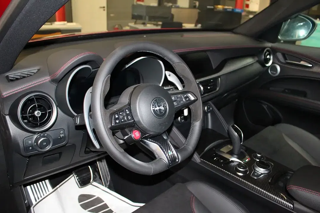 Alfa Romeo Stelvio 2.9 QV Collezione - Thumbnail 6