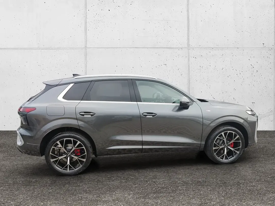 Audi Q3 TFSI S tronic - Thumbnail 7