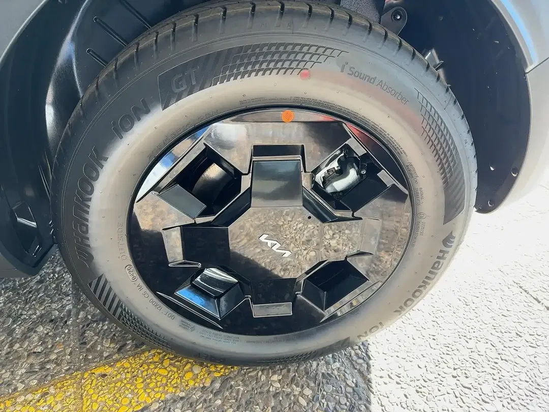 Kia EV2 Earth - Thumbnail 14