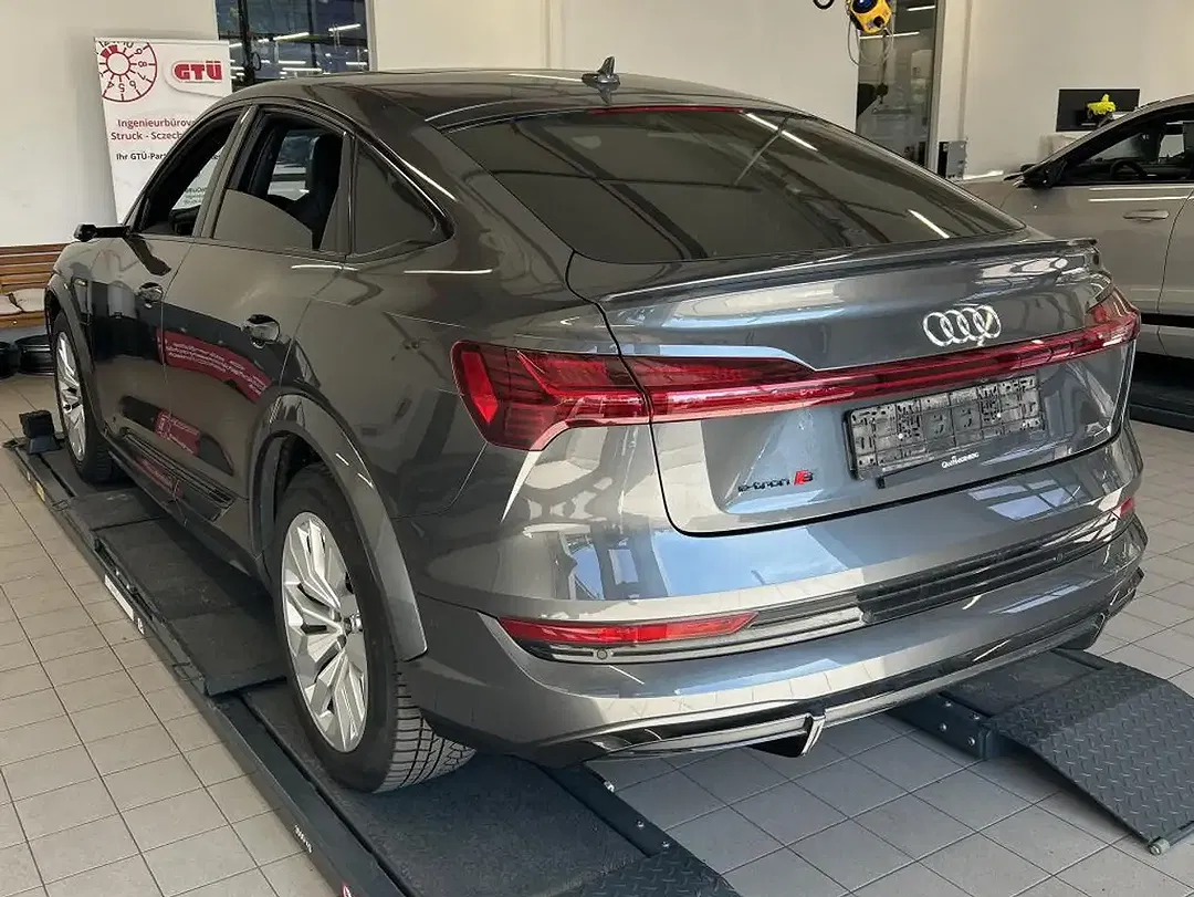 Audi e-tron Sportback - Thumbnail 7