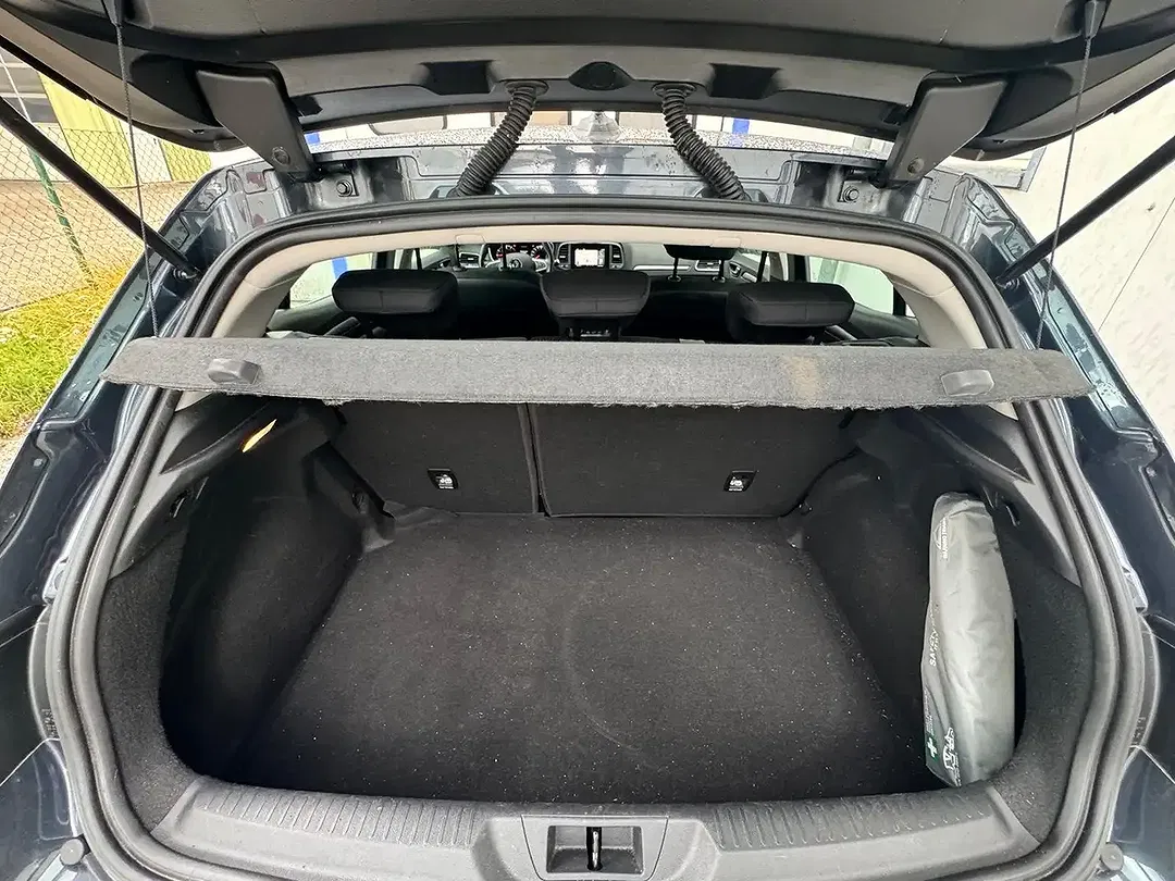 Renault Megane TCe Zen - foto 11