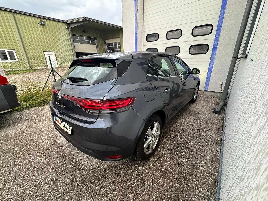 Renault Megane TCe Zen - Thumbnail 6