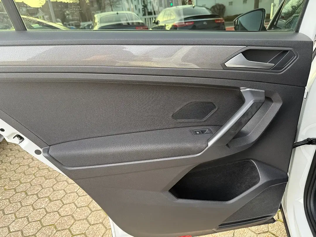 Volkswagen Tiguan Allspace Life - Thumbnail 19