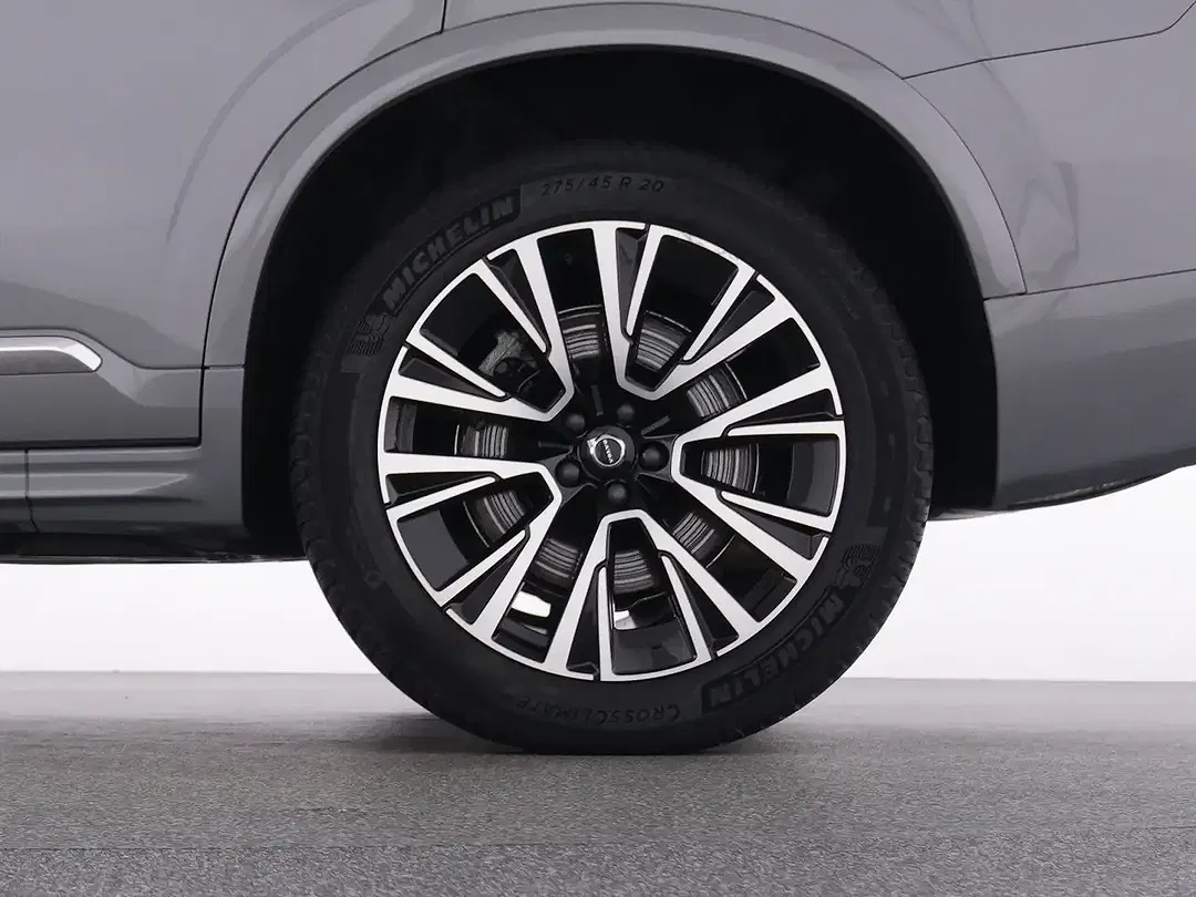 Volvo XC90 T8 Core - Thumbnail 21