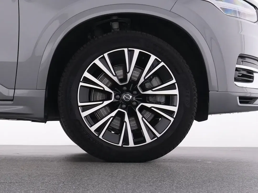 Volvo XC90 T8 Core - Thumbnail 22
