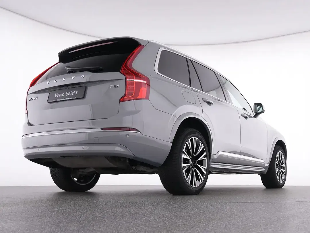 Volvo XC90 T8 Core - Thumbnail 8