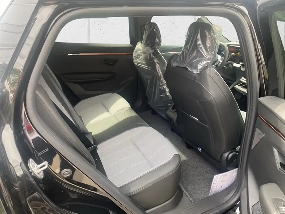 Mitsubishi Eclipse Cross Diamant Top - Thumbnail 8