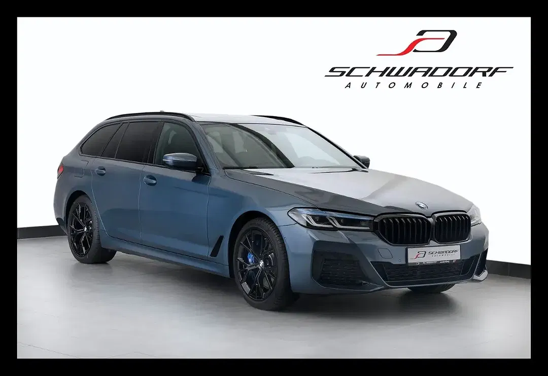BMW 530 xDrive Touring M Sport Pro - Thumbnail 1