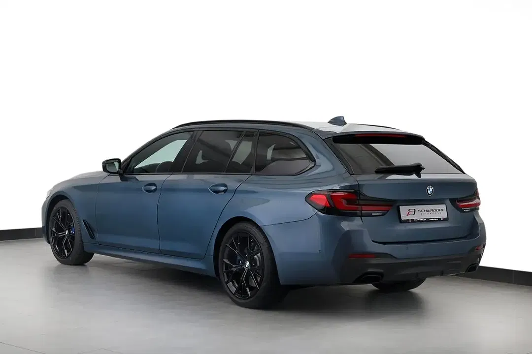 BMW 530 xDrive Touring M Sport Pro - Thumbnail 3